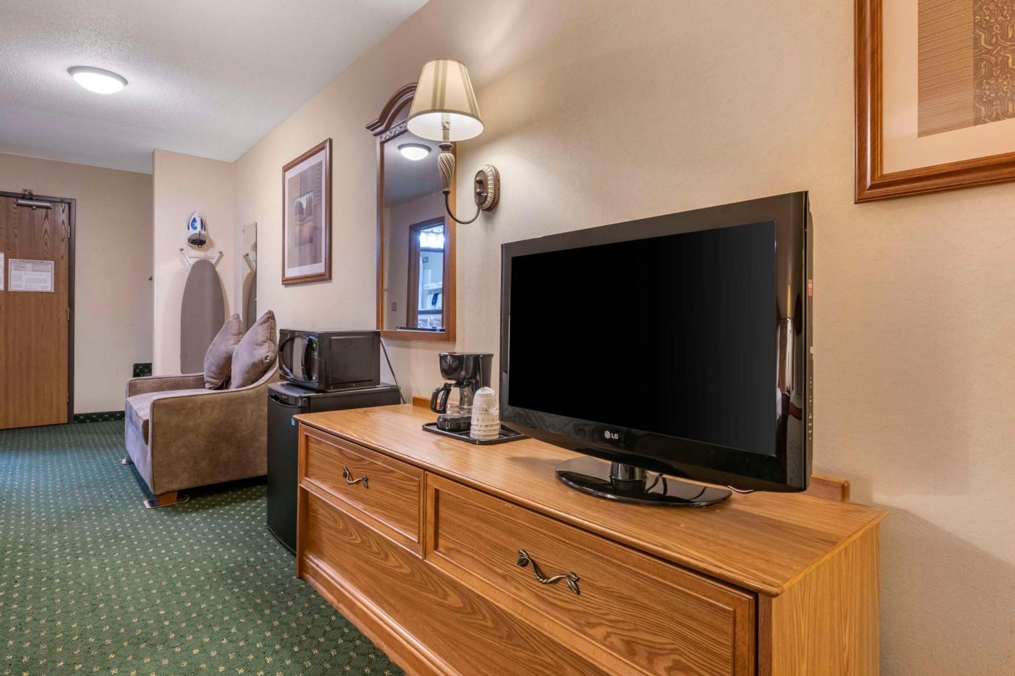 Surestay Plus Hotel By Best Western Buffalo Bagian luar foto